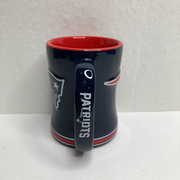 Boelter Brands NFL 14oz Ceramic Relief Sculpted Mug New England Patriots NFL - Picture 2 of 10